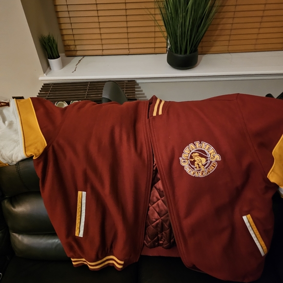 Hardwood Classic Cleveland Cavalier Throwback Varsity Jacket - Picture 4 of 8